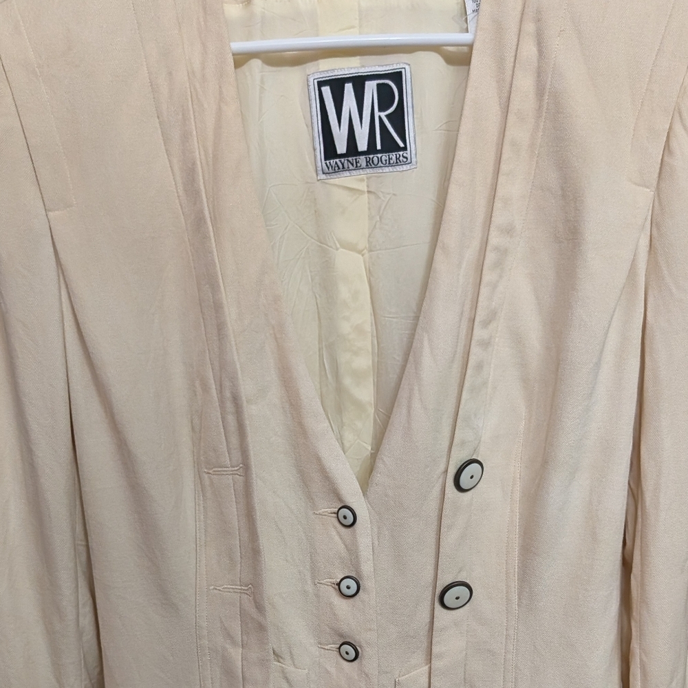 Women's Cream Blazer by WR - Picture 14 of 14